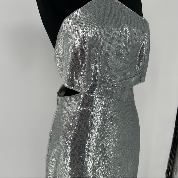 Aidan Mattox Halter Cut Out Maxi‎ Sequin Dress - Picture 5 of 16